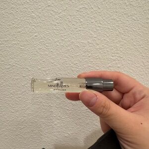 Mind Games J'Adoube Pomegranate Suede Extrait De Parfum 7.5ml/0.25fl.oz. Travel